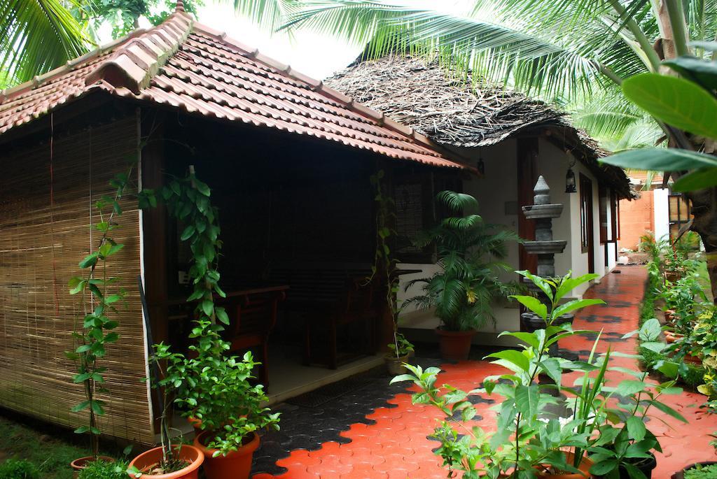 Chakra Ayurvedic Resort Kovalam Exterior foto