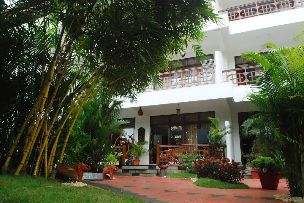 Chakra Ayurvedic Resort Kovalam Exterior foto