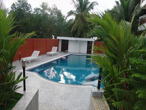 Chakra Ayurvedic Resort Kovalam Exterior foto